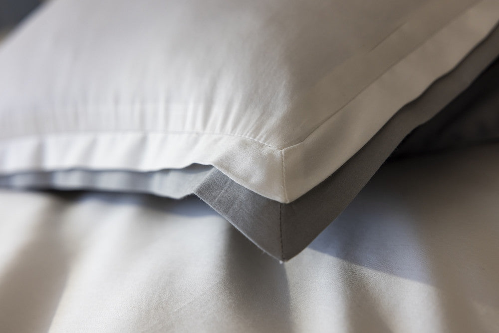 BRYANT BLANC PERLE vue finition taie d'oreiller