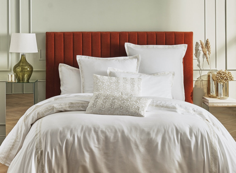 DALLAS NACRE Housse de couette avec broderie fine