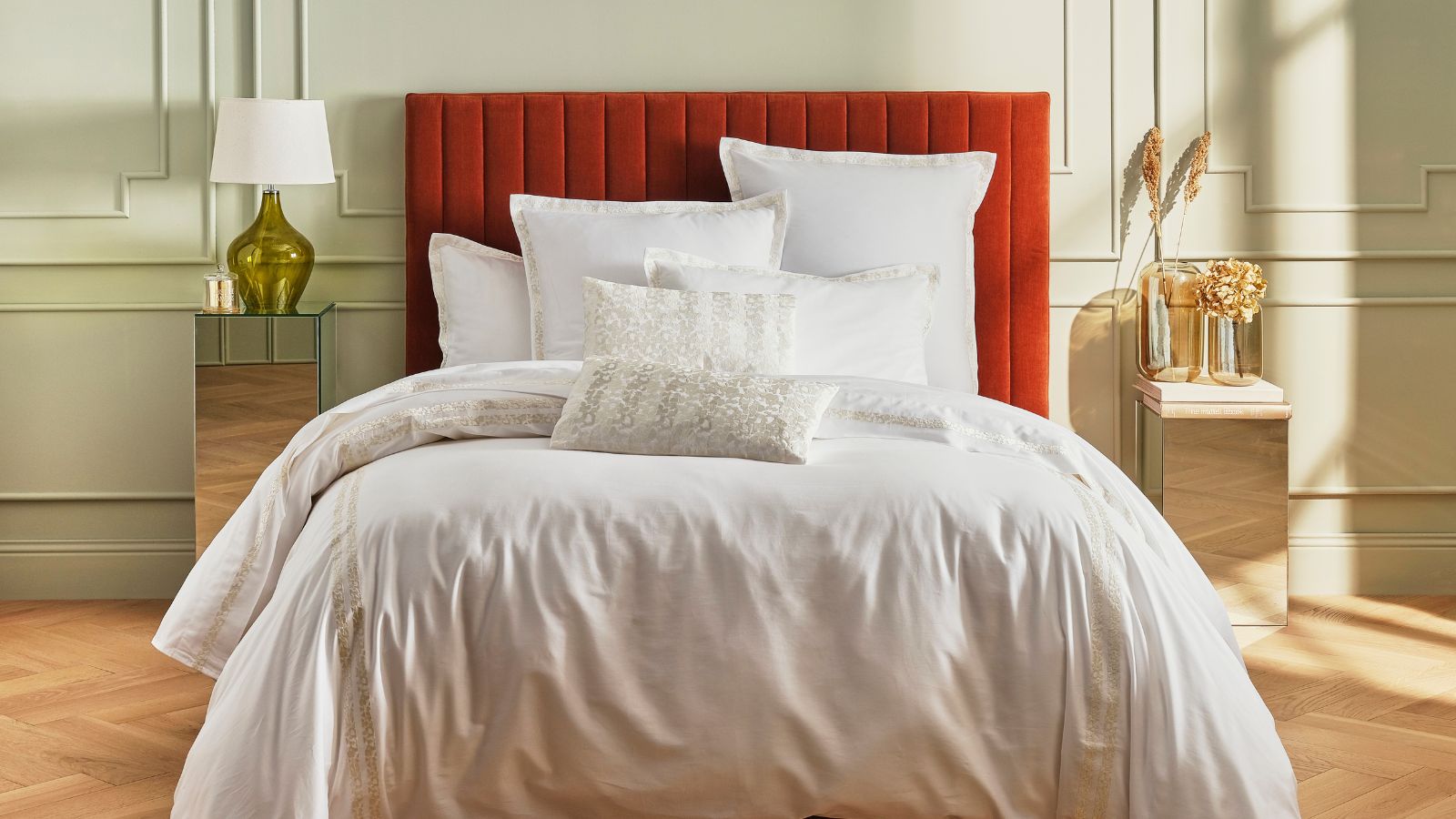 parure de couette satin de coton 220x240 haut de gamme avec détails leopard avec broderie